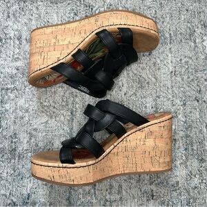 🆕 boc Cora Sandals Size 7